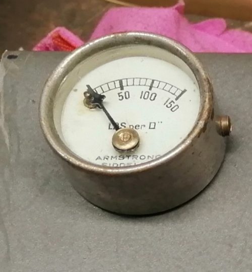 Oil pressure gauge not sure if it's from a car or aircraft